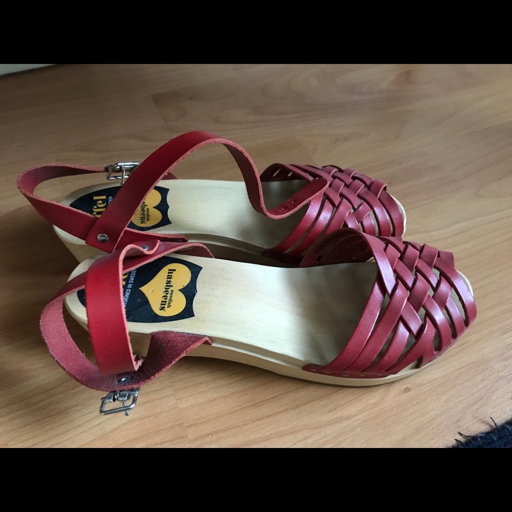 Red Peep Toe Swedish Hasbeens